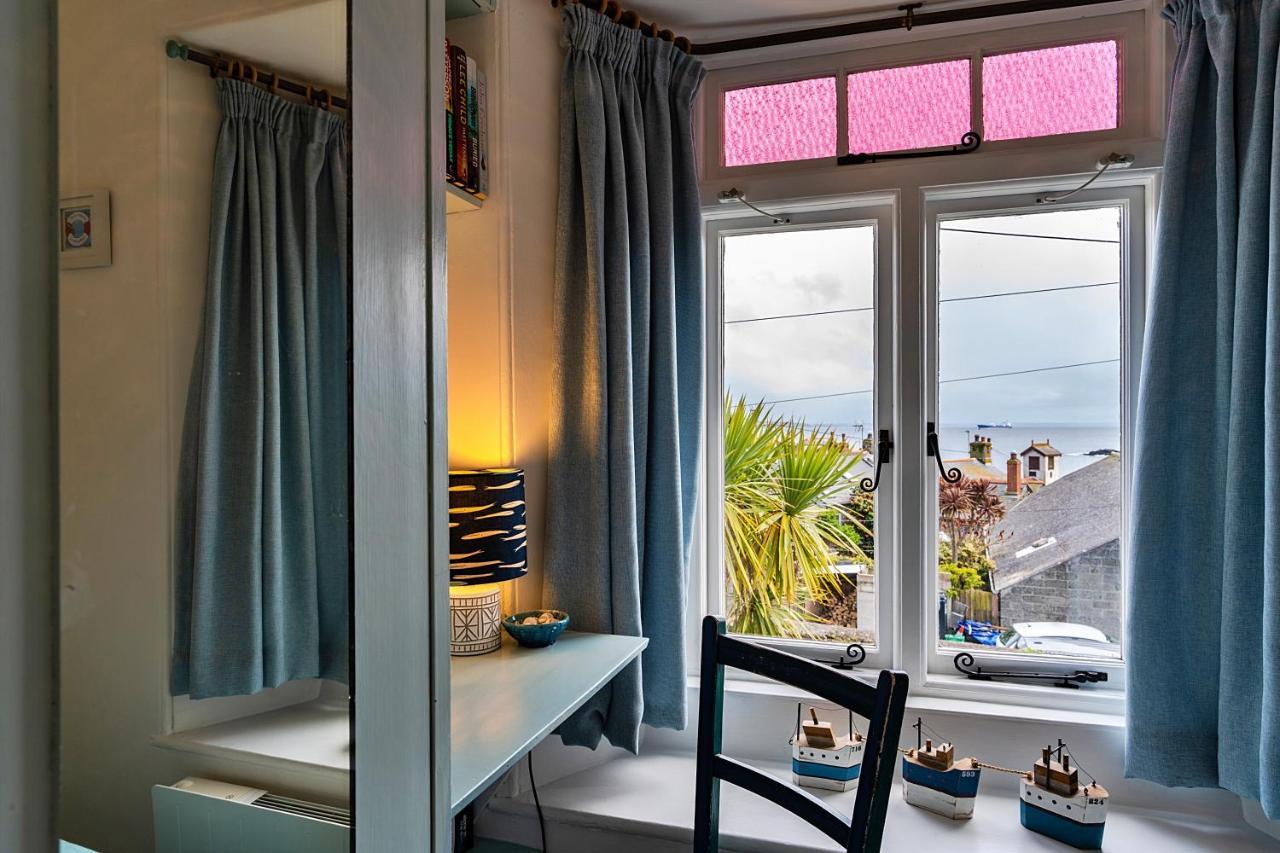 Finest Retreats - Cosy Mousehole Cottage With Sea Views エクステリア 写真